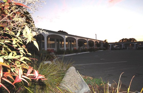 Yass Hotel | Hi Way Motor Inn