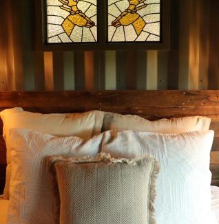 Bellthorpe Villa | Hidden Creek Cabin