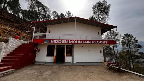 Almora Hotel | Hidden Mountain Resort