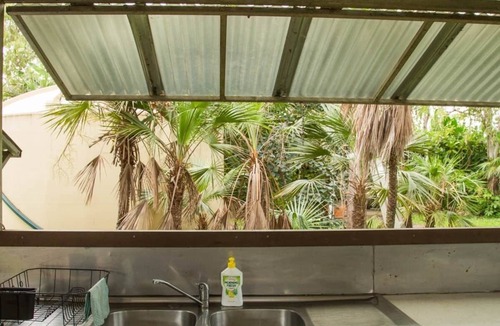 Litchfield Park House | Hideaway Hut (Green Ant)