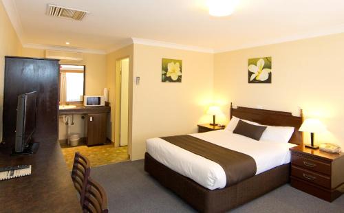 Armidale Hotel | Hideaway Motor Inn
