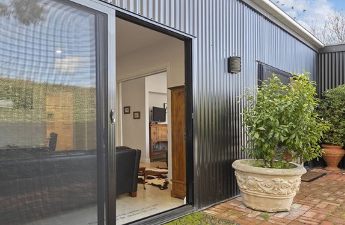Whites Valley House | Hideaway Nook by Wine Coast Holiday Rentals