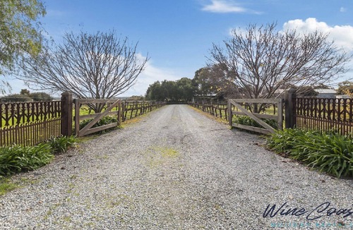 Whites Valley House | Hideaway Nook by Wine Coast Holiday Rentals