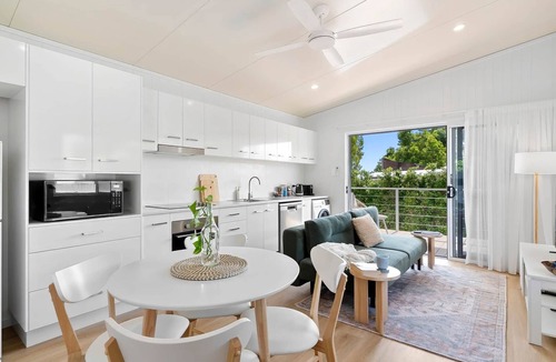 The Range Villa | Hideaway on James | Private, Quiet & Fully Fenced