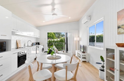 The Range Villa | Hideaway on James | Private, Quiet & Fully Fenced