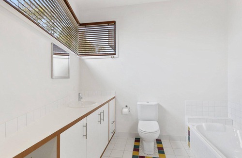 Anglesea House | High On Harvey - High on the Hill