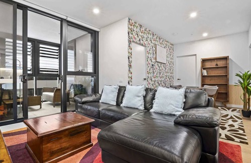 Box Hill Apartment | High-Rise 2-Bed Apt at Trio Boxhill with Car Park