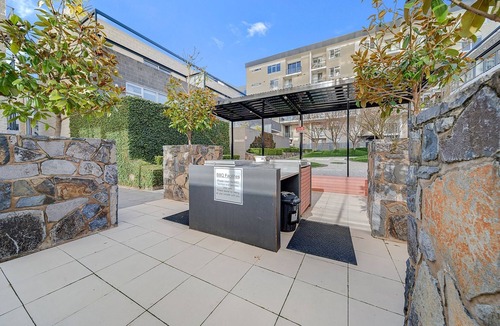City West Apartment | High-Rise CBD 1-Bed with Pool & Other Amenities