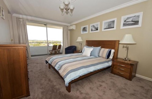 South Perth Apartment | High Tor Apartment 123