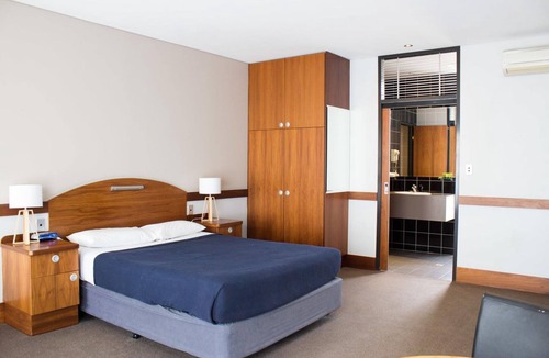 Gilles Plains Hotel | Highlander Hotel