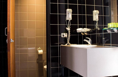 Gilles Plains Hotel | Highlander Hotel