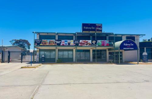 Bonython Hotel | Highway One Motel