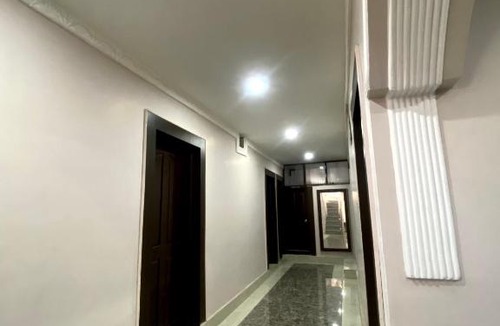 Srinagar House | Highway residency