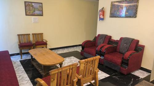 Khatima Hotel | Hill Mountain Hotel