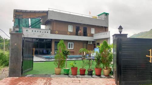Bedla House | Hill Touch Villa