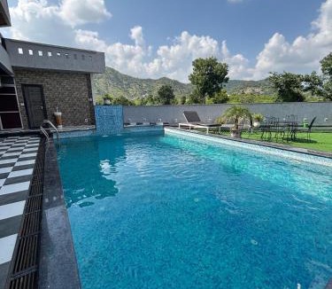 Bedla House | Hill Touch Villa