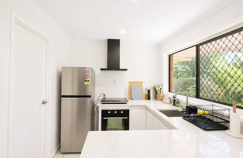 Hillcrest House | Hillcrest 3Bed home close to Grand and Calamvale plaza