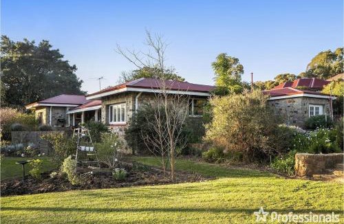 Greenmount Ski Chalet | Hills Manor House