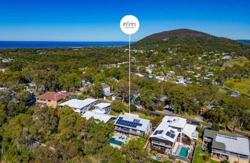 Coolum Beach House | Hilltop Hideaway at Coolum Beach
