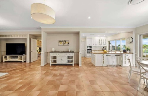 Ninderry House | Hinterland Escape - Coastal Views, Pool & Fire Pit
