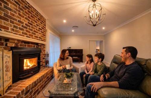 Ninderry House | Hinterland Escape - Coastal Views, Pool & Fire Pit