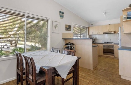 Second Valley House | Holiday Home in Second Valley - pet friendly. Short stroll to the beach