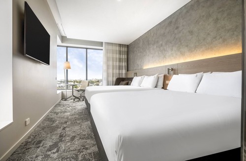 Maroochydore Hotel | Holiday Inn & Suites Sunshine Coast by IHG