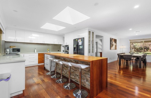 Wattle Grove House | Home Hearth A Sepal Stay