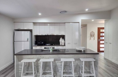 Rainbow Beach House | Home with Pool 400m to the Beach
