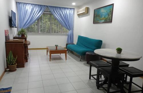 Kuching Apartment | Homely Comforts: 2B Flat in Kuching