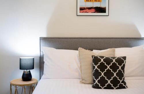 South Launceston Apartment | Homely Unit Located Near the City with Parking and Wifi