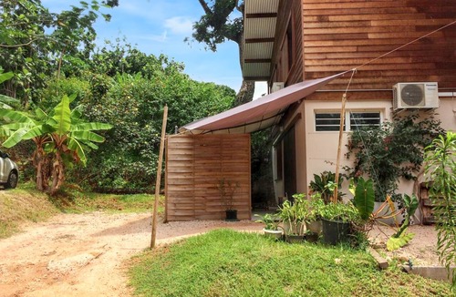 Cayenne Apartment | Homerez - Studio with shared pool in Cayenne