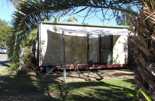 Nanango Hotel | Homestead Caravan Park