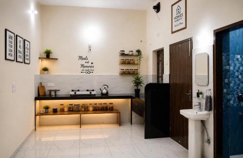 Thanesar Hostel | Homies Homestay Boys Hostel