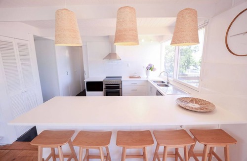 Waterhouse House | 'Honeyton' - devine property located in the sought-after Hoopers Beach area.