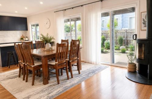 Cowes House | Horizon Loft by Ready Set Stay
