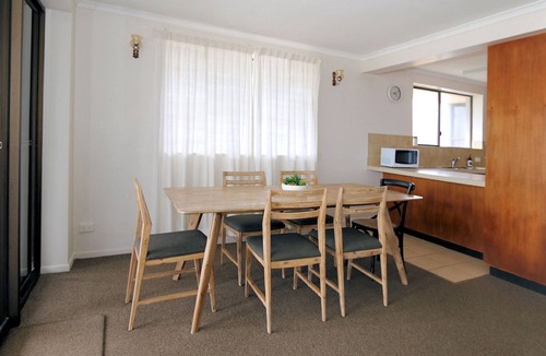 Bargara Apartment | Horizons 3 & 3a/16 Miller Street Bargara