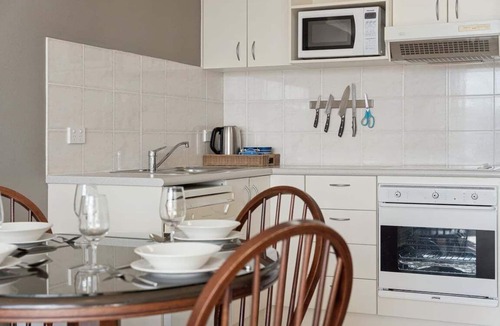 Jindabyne Resort | Horizons 302 - Centrally located in town with pool access, tennis courts and undercover car parking