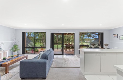 Salamander Bay Villa | Horizons Getaway at the Bay