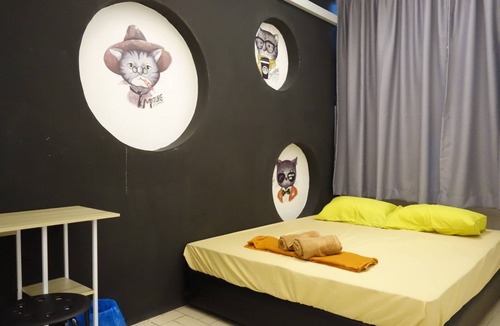 Kampung Lintang Hostel | Hornbill Hostel