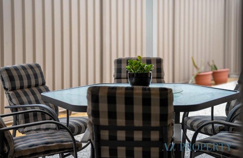 Piara Waters House | Hosted Modern Comfort in Piara Waters Perfect for Fam