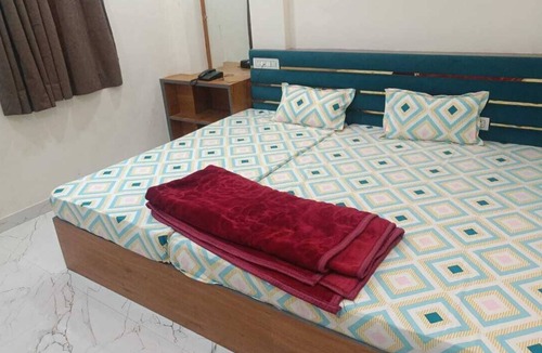 Ujjain Hotel | Hotel Aadi Shree