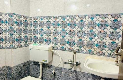 Rau Hotel | Hotel Aashirwad