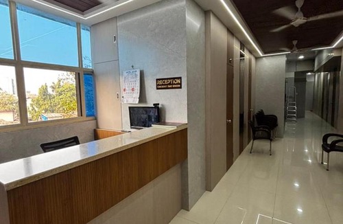 Jogeshwari East Hostel | Hotel Aman Dormitory