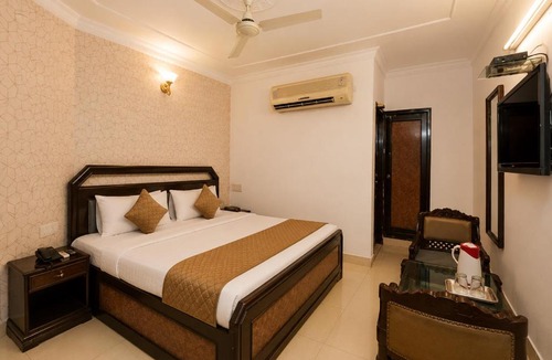 Chandigarh Hotel | Hotel Arina