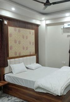 Danapur Hotel | Hotel Blue Neck
