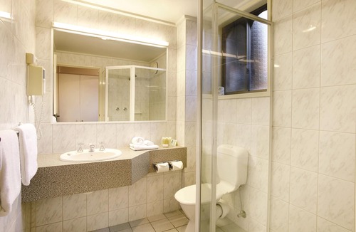 Mount Waverley Hotel | Hotel Bruce County