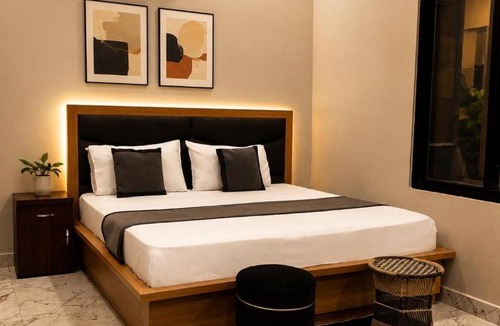 Govardhan Hotel | Hotel CHV Residency