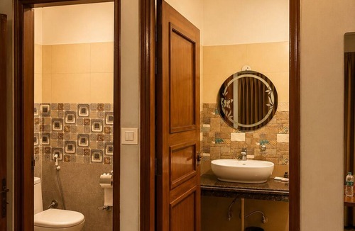 Mandi Hotel | Hotel Classio