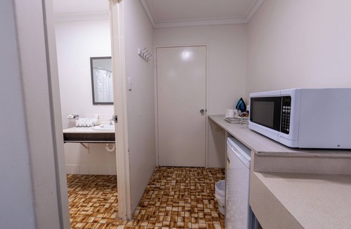 Rockingham Hotel | Hotel Clipper